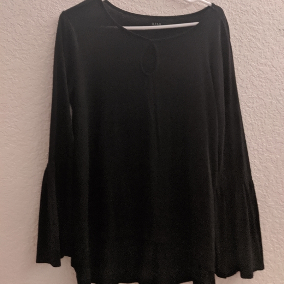 blouse - Picture 2 of 2